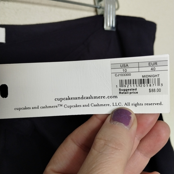 Cupcakes and Cashmere Raven Shorts Navy Blue Women's Size 10 - Picture 7 of 9